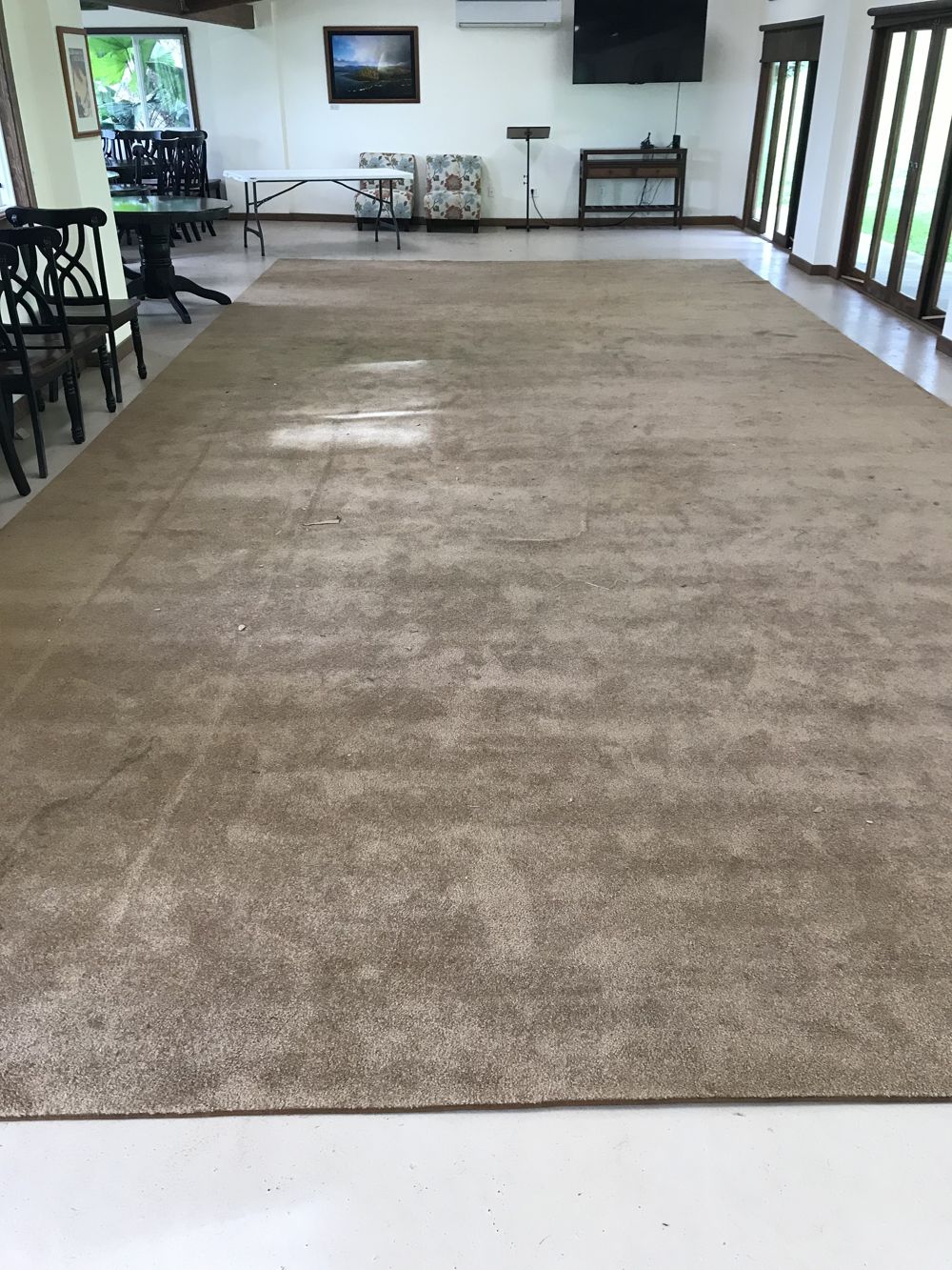 Before: bedroom carpet before professional cleaning by AAA Superior